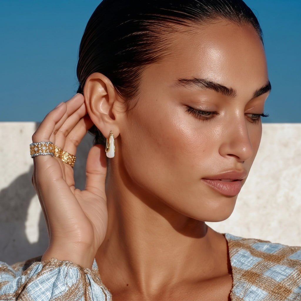 Liquid Curve Hoops